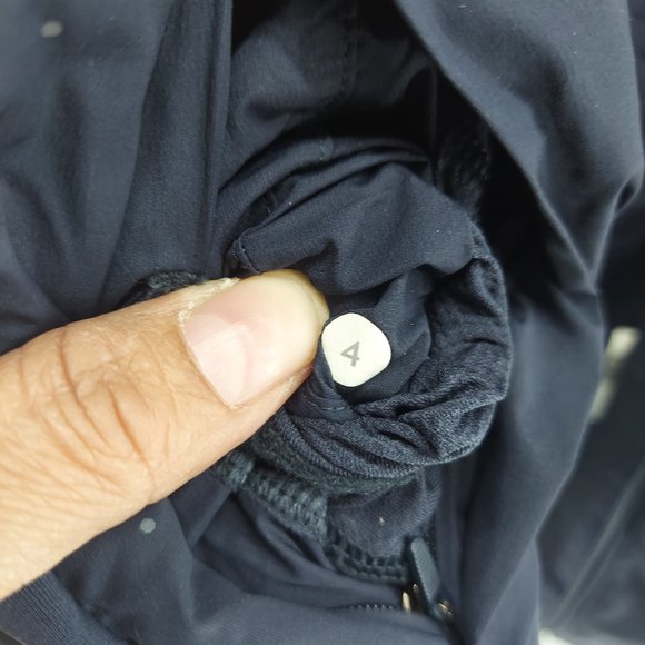 Lululemon Full Zip Vest Jacket size 4 - Picture 10 of 12